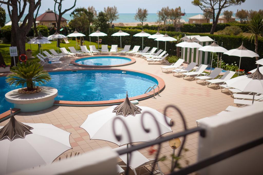 Hotel Elite リド・ディ・イエゾロ エクステリア 写真